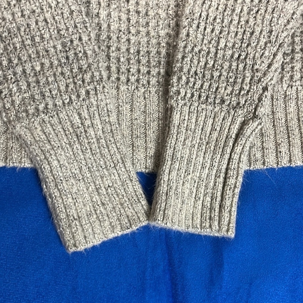 ⭐️ WindRiver turtleneck chunky knit sweater - size M - Picture 4 of 11